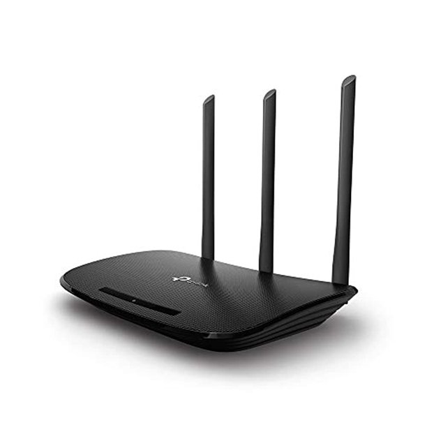 Router with Three Antennas